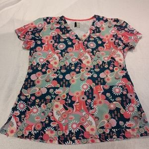Med Couture Floral scrub top